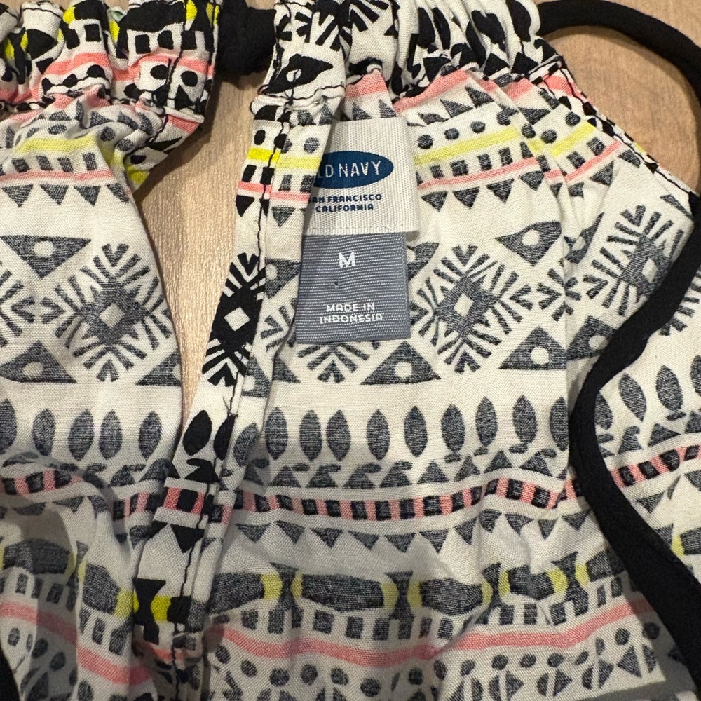 Old Navy Patterned Romper Yellow Black Medium Cocktail Daytime - Picture 2 of 3